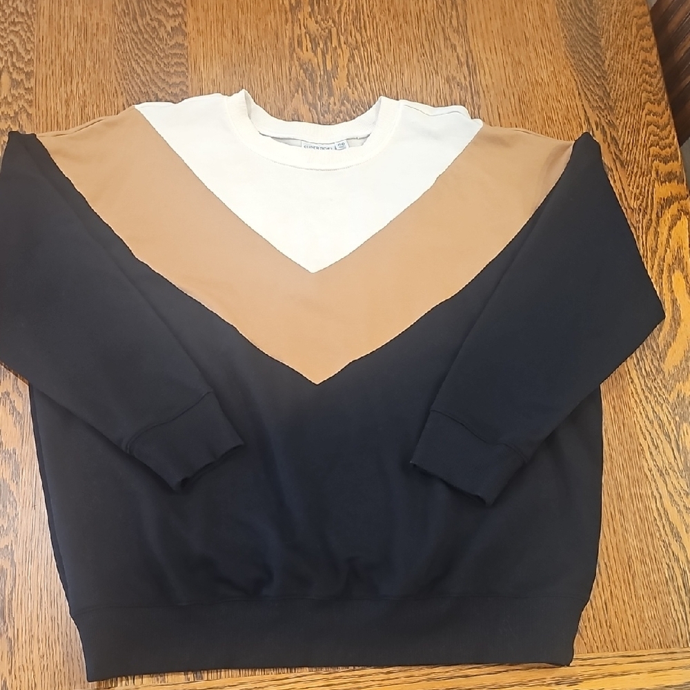 Torrid Black, Tan, and Cream Super Soft Fleece Chevron Colorblock Sweatshirt